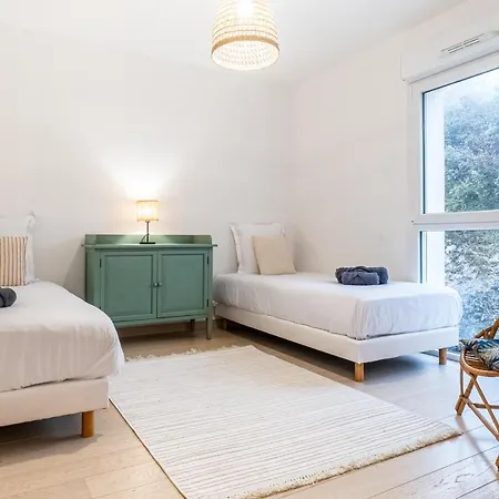 Apartment La Canopee D'annecy - Spacieux T3 Situe A L'entree De La Vieille Avec Garage Et Grande Terasse Annecy