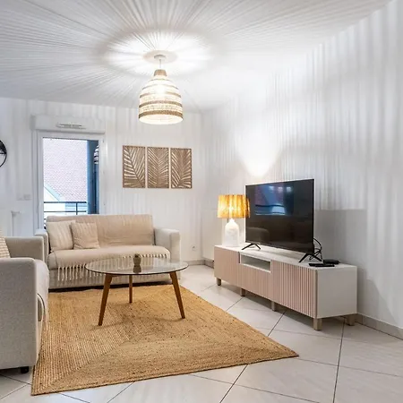 La Canopee D'annecy - Spacieux T3 Situe A L'entree De La Vieille Avec Garage Et Grande Terasse Annecy