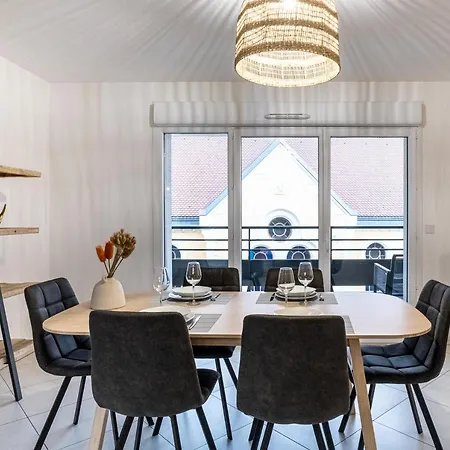 La Canopee D'annecy - Spacieux T3 Situe A L'entree De La Vieille Avec Garage Et Grande Terasse