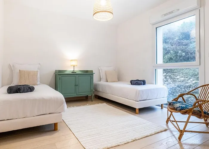 Apartment La Canopee D'annecy - Spacieux T3 Situe A L'entree De La Vieille Avec Garage Et Grande Terasse Annecy